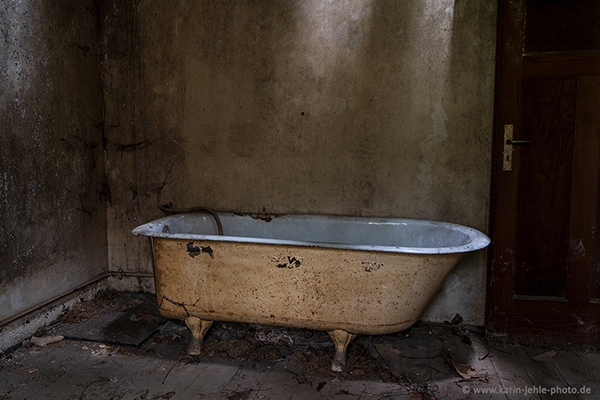 bath