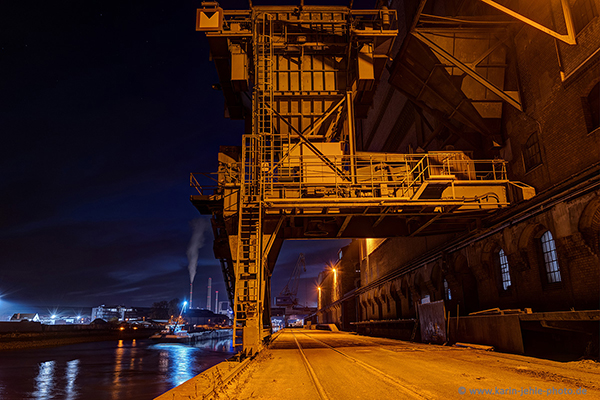 Port by night